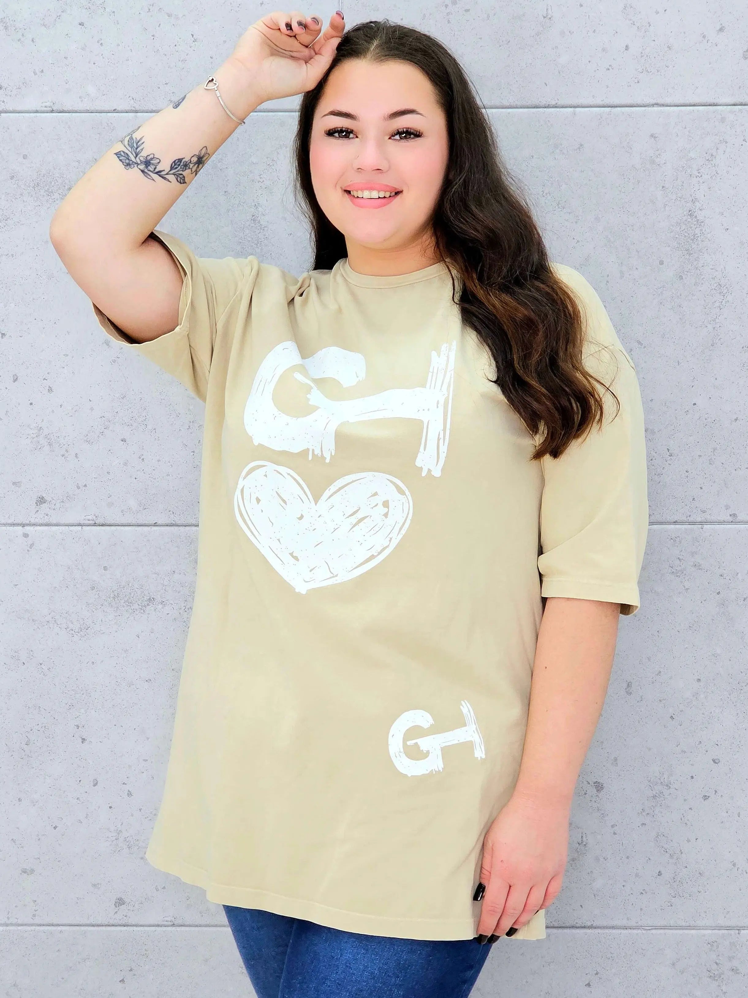 Bluzka z nadrukiem XXL – styl i wygoda w modzie plus size Stylowa XL