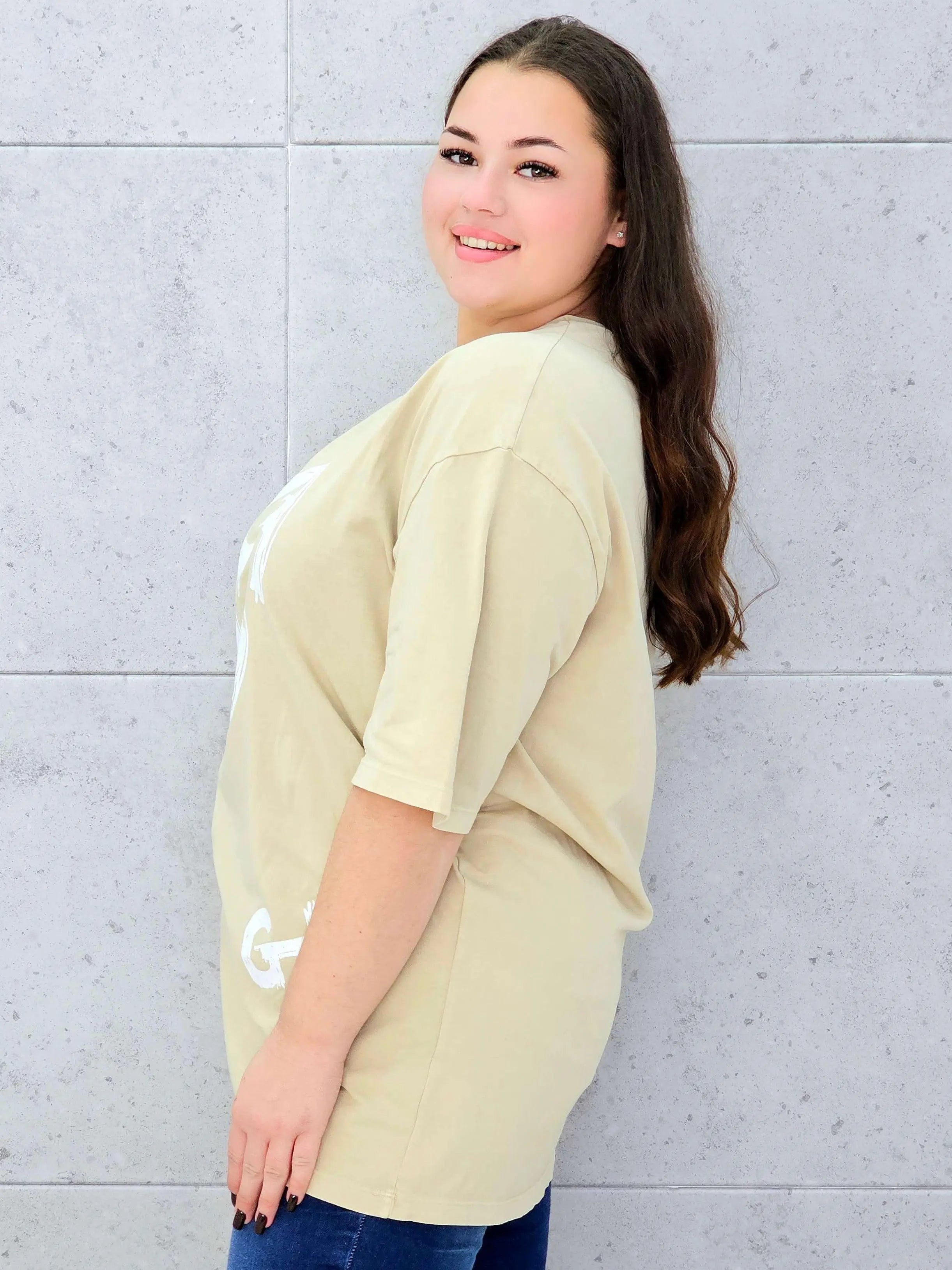 Bluzka z nadrukiem XXL – styl i wygoda w modzie plus size Stylowa XL