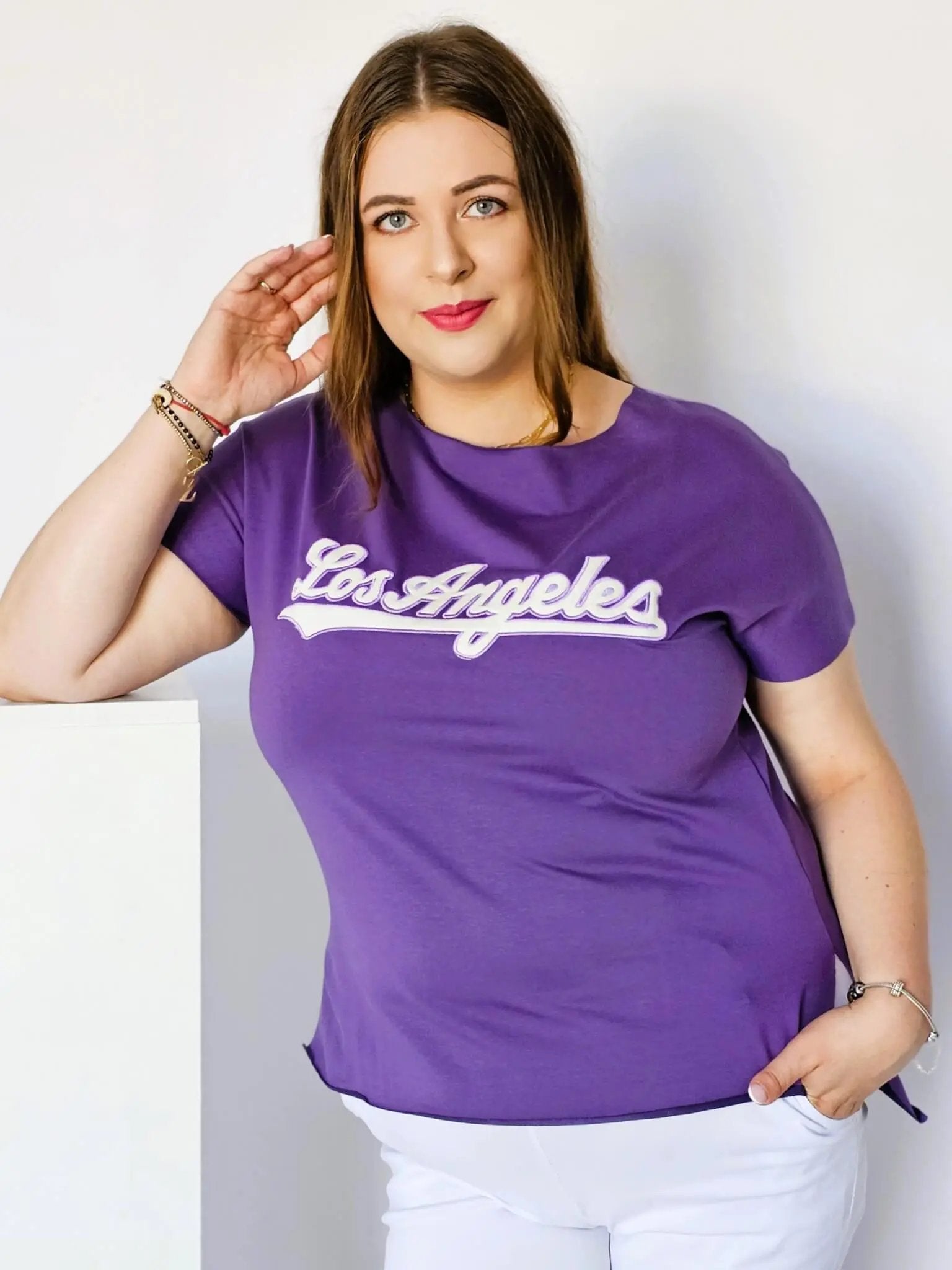 Bluzka z napisem haftowanym - fiolet Stylowa XL