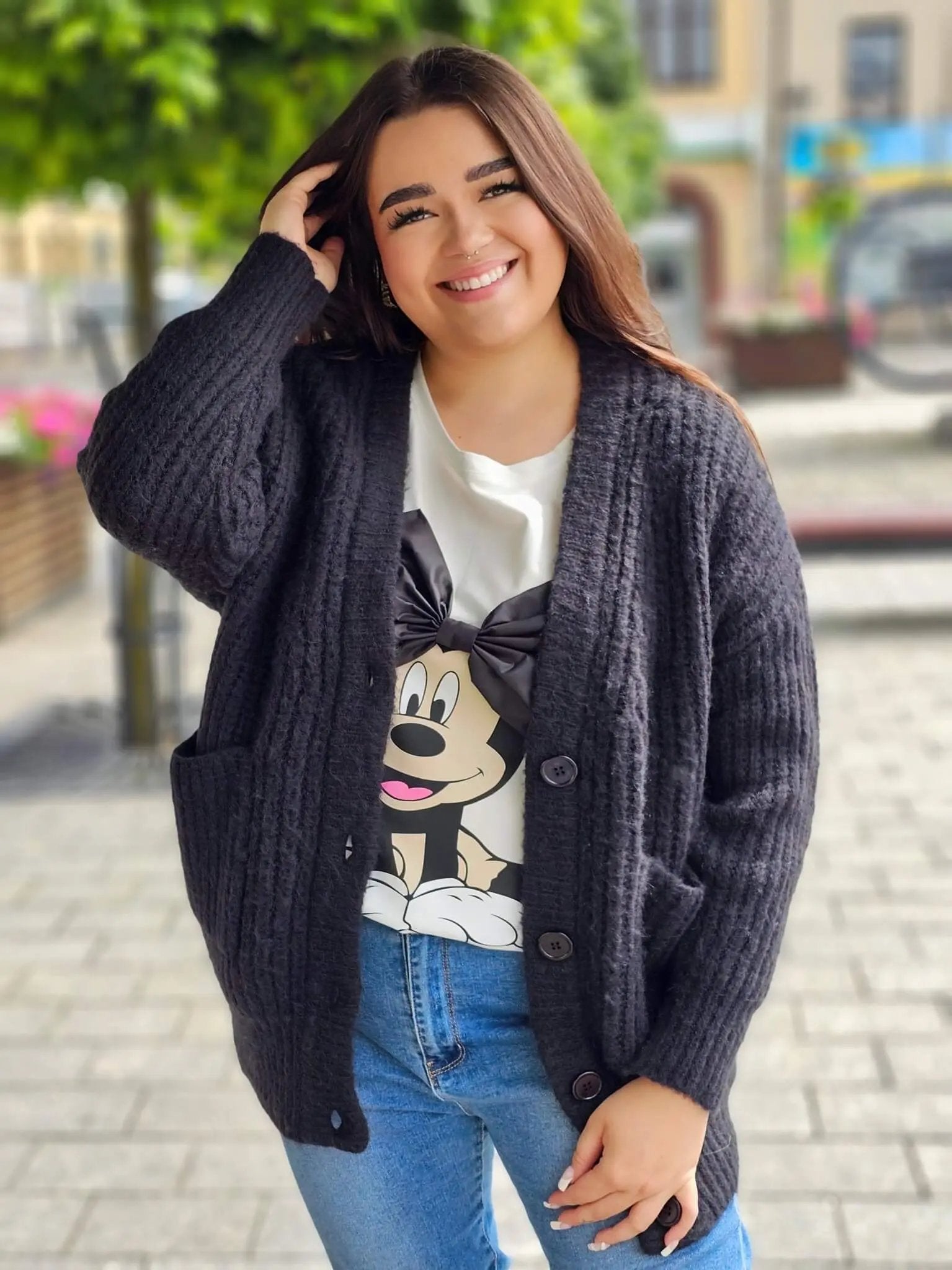 Ciepły czarny kardigan z kieszeniami Stylowa XL