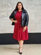 Czarna ramoneska plus size z ekoskóry – styl, elegancja i pewność siebie Stylowa XL