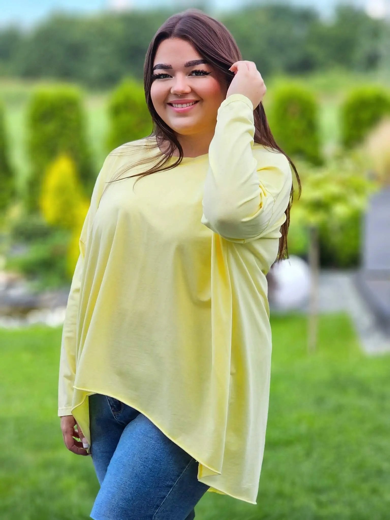 Damska bluzka oversize z lekkim, zwiewnym krojem Stylowa XL