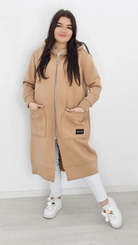 Długa bluza z kapturem – komfort i styl na co dzień - jasny brąz Stylowa XL