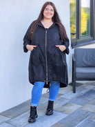 Długa parka z obszernymi kieszeniami Stylowa XL