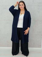 Długi kardigan plus size – modny, ciepły i wygodny sweter dla każdej kobiety Stylowa XL