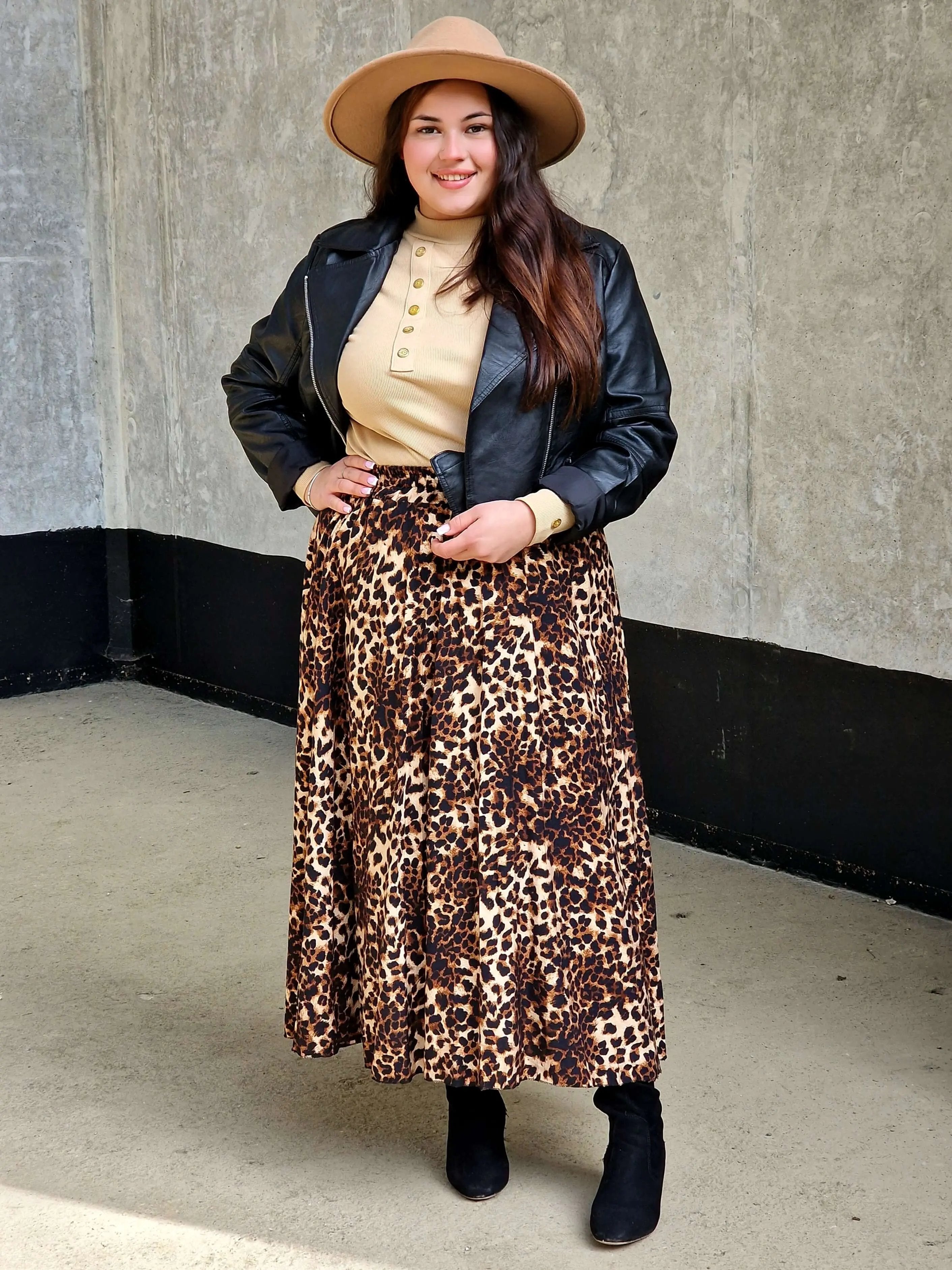 Drapieżna Spódnica Midi w Panterkę Stylowa XL