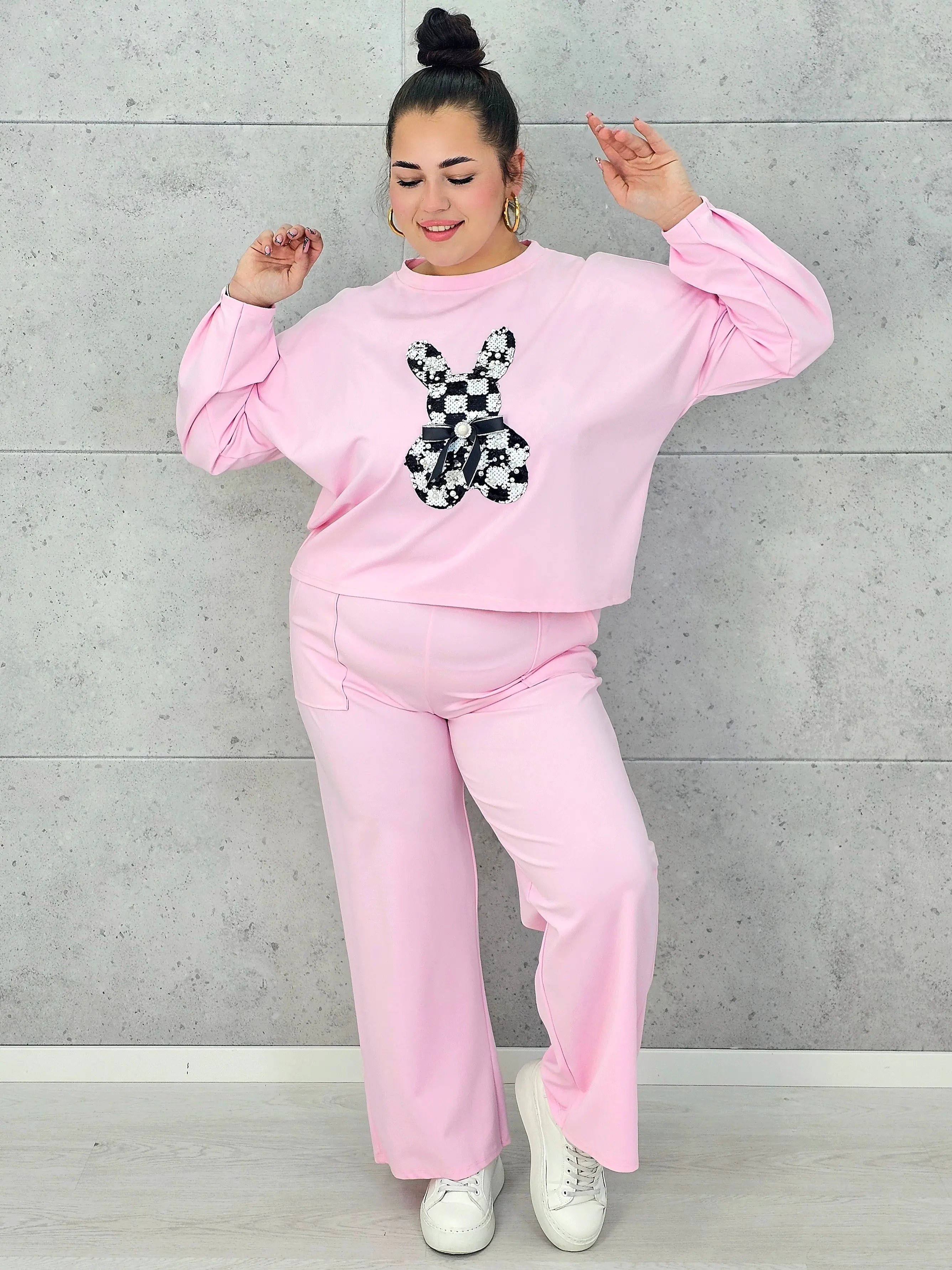 Dres plus size – dwuczęściowy komplet dla kobiet XXL Stylowa XL