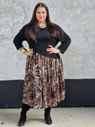 Elegancka Sukienka z Kontrastowym Dołem w Zwierzęcy Wzór Stylowa XL