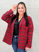 Elegancka marynarka plus size w kratę  – stylowa propozycja Stylowa XL Stylowa XL