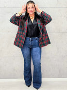 Elegancka marynarka plus size w kratę  – stylowa propozycja Stylowa XL Stylowa XL