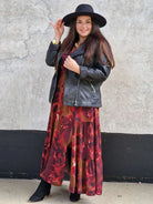 Elegancka sukienka maxi z wiązaniem w talii. Stylowa XL