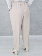 Eleganckie spodnie z gumką w pasie Stylowa XL