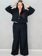 Garnitur „Elegance Bloom” z krótką marynarką Stylowa XL