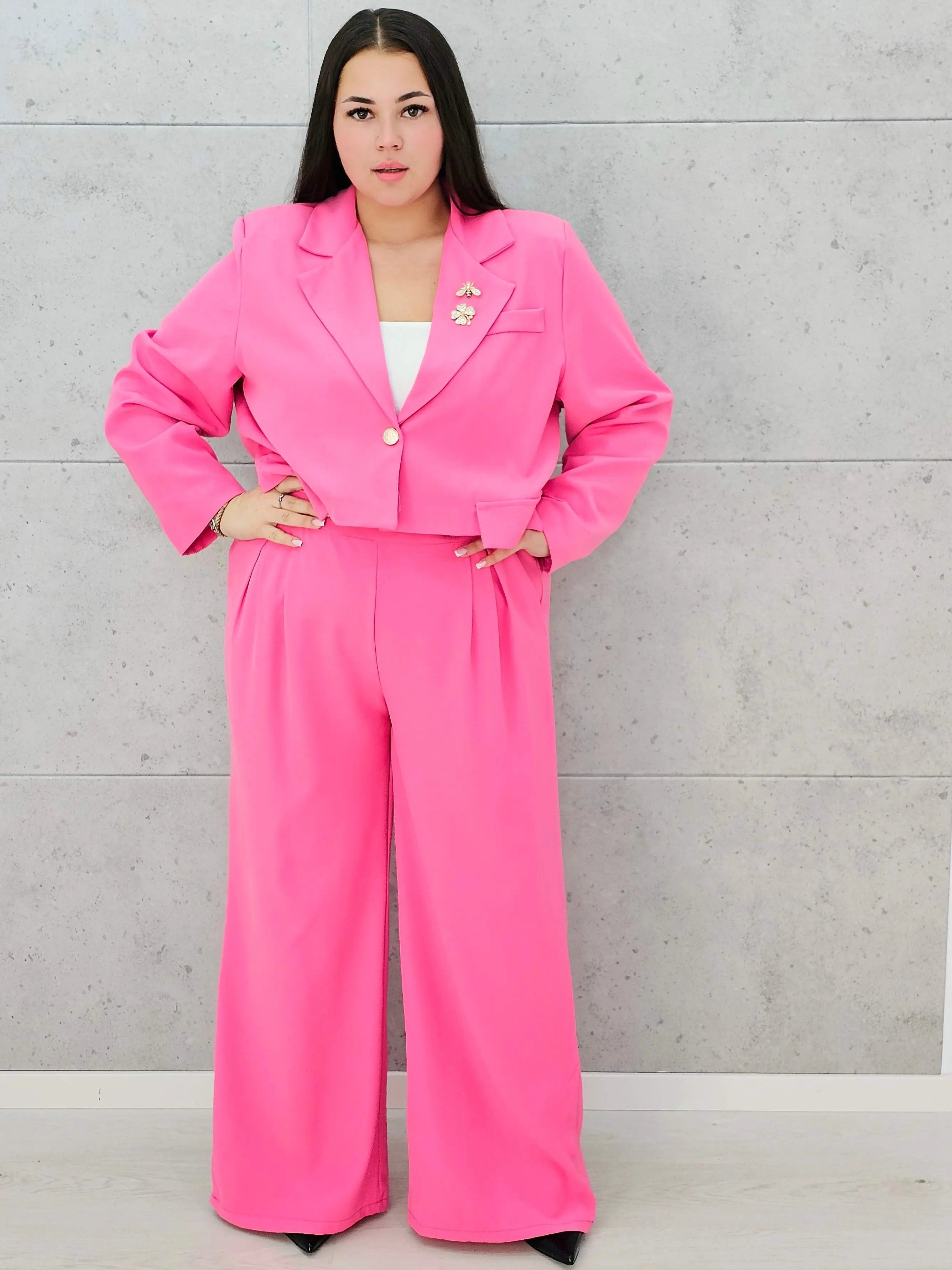 Garnitur „Elegance Bloom” z krótką marynarką Stylowa XL