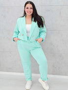 Garnitur „Soft Confidence” – subtelność w nowoczesnym wydaniu Stylowa XL