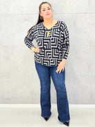 Geometryczna Elegancja na Luzie Stylowa XL