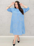 Jeansowa sukienka oversize z haftem moda dla kobiet plus size Stylowa XL