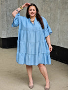 Jeansowa sukienka z falbanami Stylowa XL