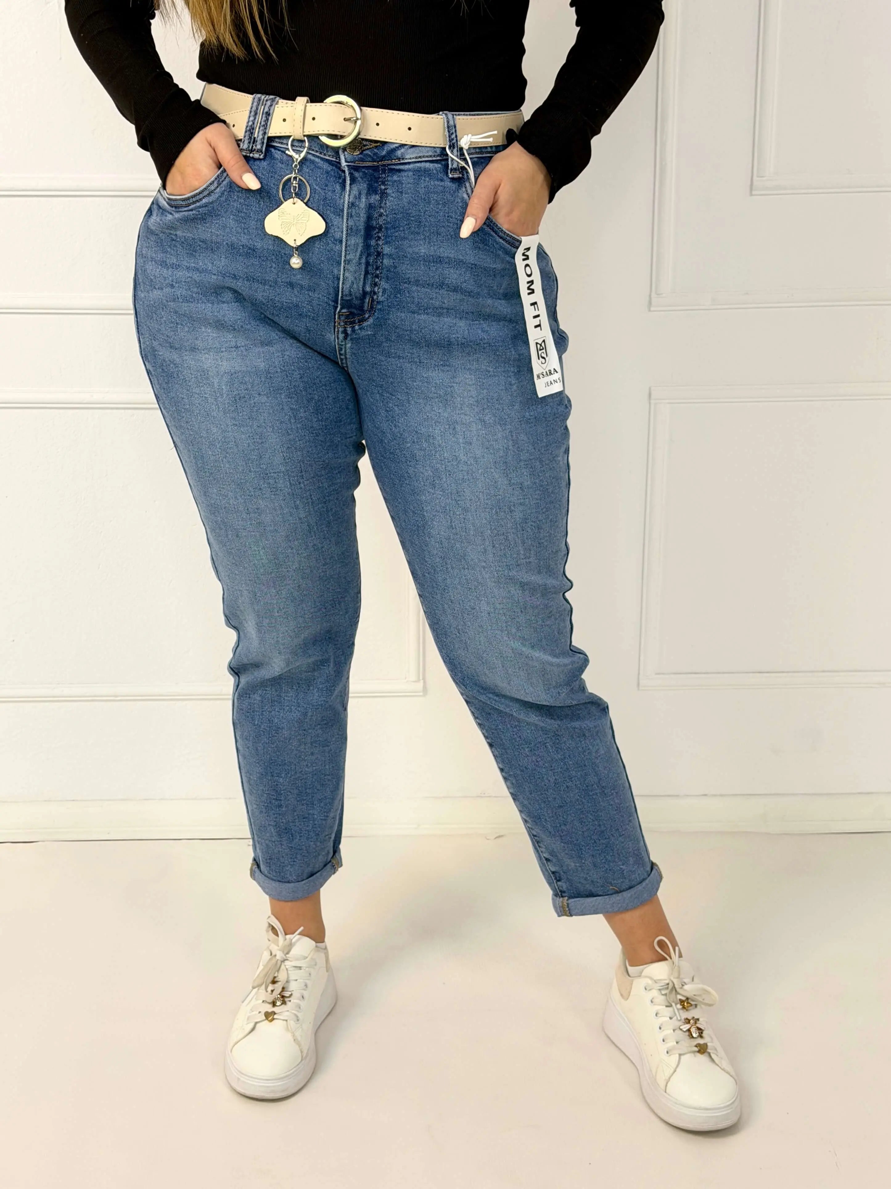Jeansy plus size M'sara  mom fit z jasnego denimu – wygodne spodnie damskie XXL Stylowa XL