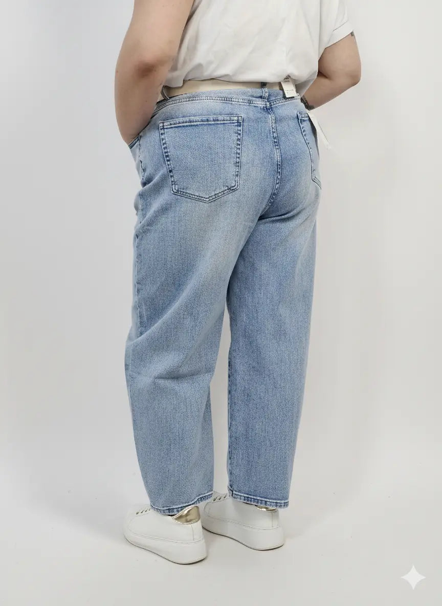 Jeansy plus size jasne z wysokim stanem – wygodne spodnie XXL Stylowa XL