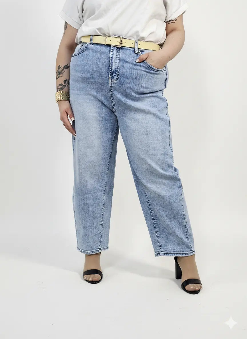 Jeansy plus size jasnoniebieskie z wysokim stanem – wygodne spodnie XXL Stylowa XL