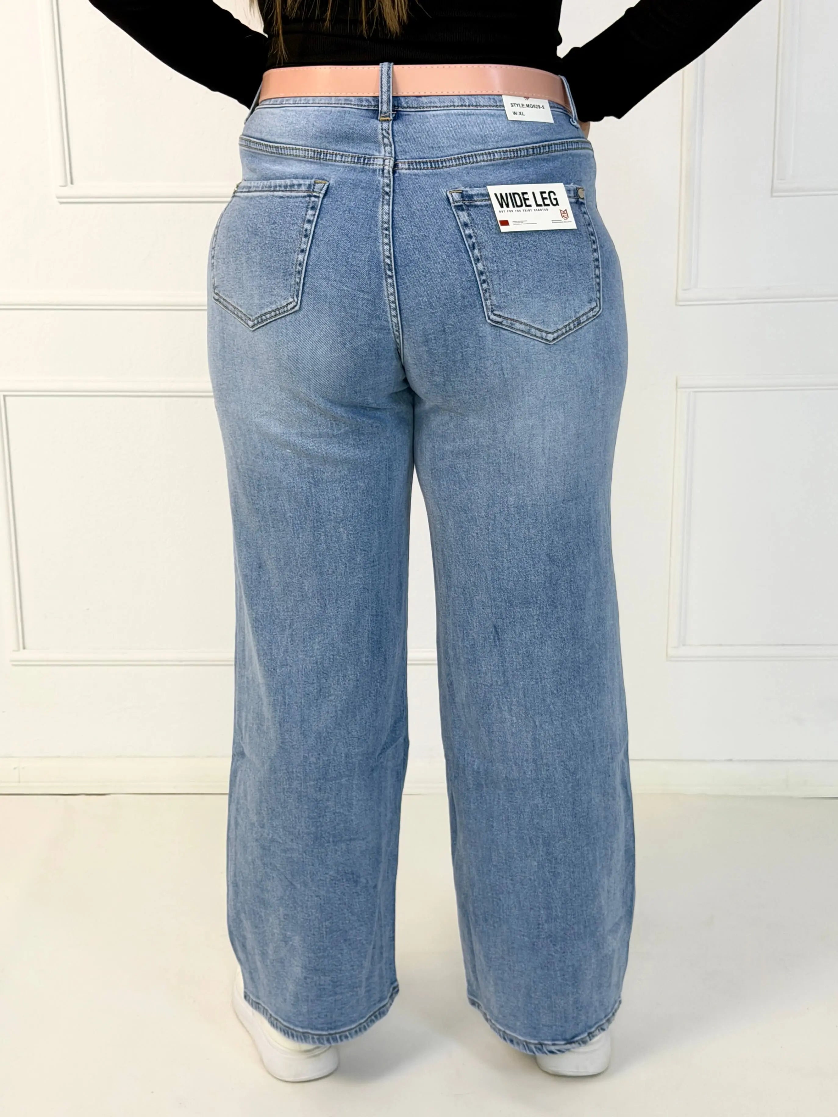 Jeansy plus size wide leg z jasnego denimu – szerokie spodnie damskie XXL Stylowa XL