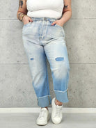 Jeansy plus size z szerokimi mankietami – wygodny denim XXL Stylowa XL