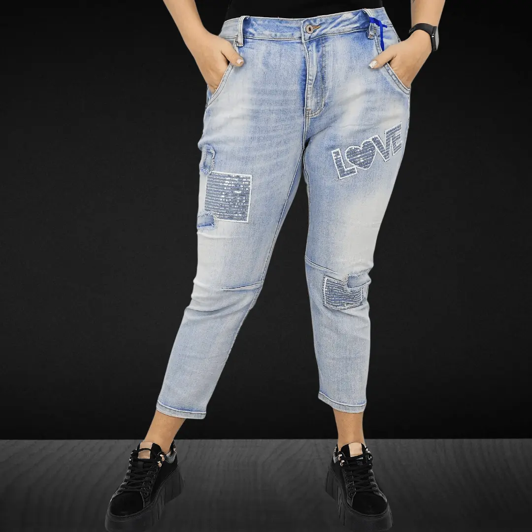 Jeansy z cekinowym napisem "LOVE" Stylowa XL