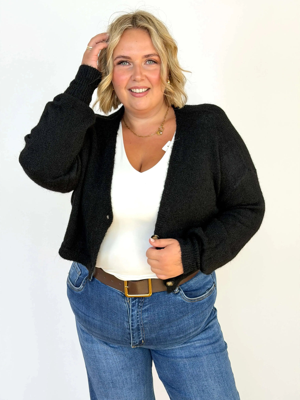 Kardigan damski plus size z guzikiem – miękki krótki sweter Stylowa XL
