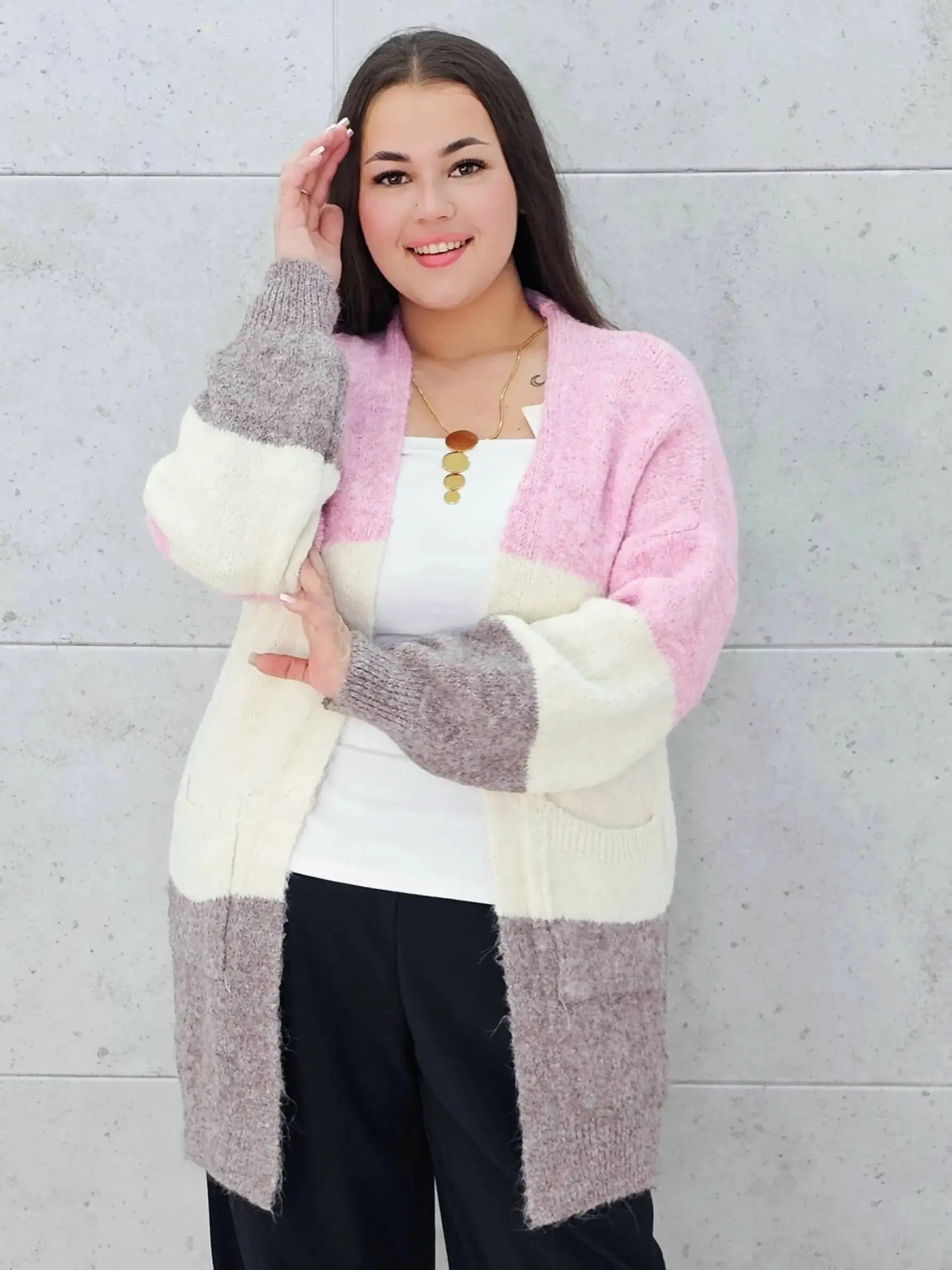 Kardigan plus size – modny, wygodny i stylowy element garderoby Stylowa XL