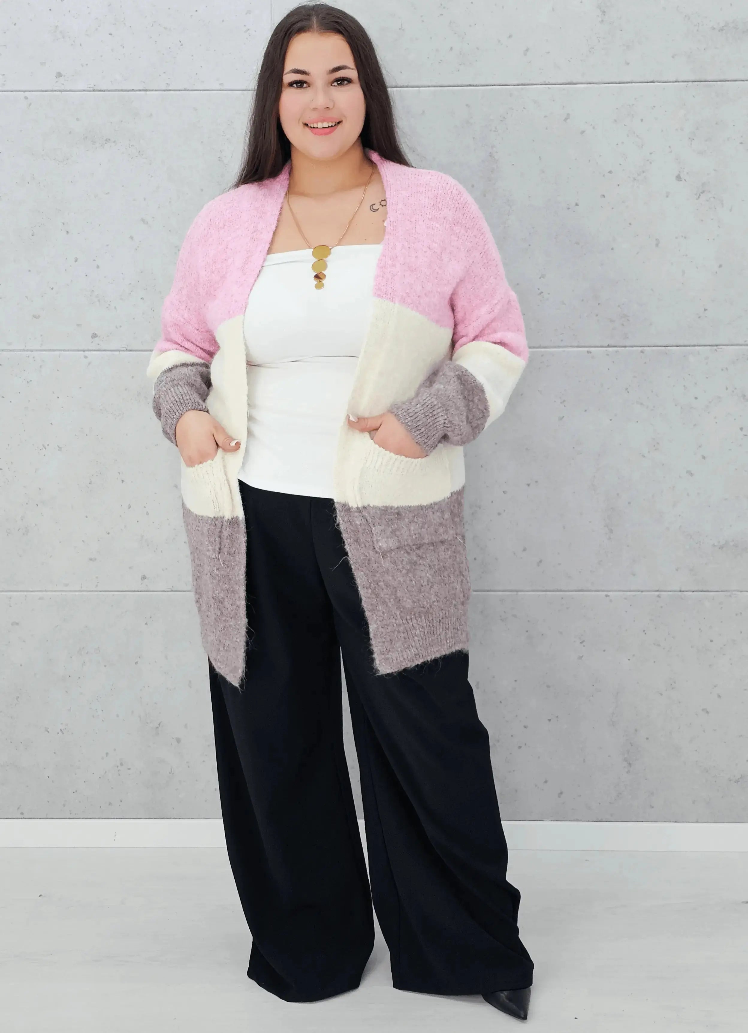 Kardigan plus size – modny, wygodny i stylowy element garderoby Stylowa XL