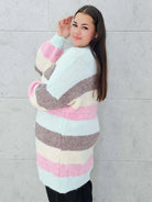 Kardigan plus size – stylowy, wygodny i kobiecy wybór na każdą okazję Stylowa XL