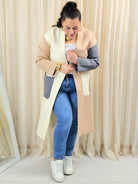 Kardigan plus size długi z kieszeniami – trójkolorowy Stylowa XL