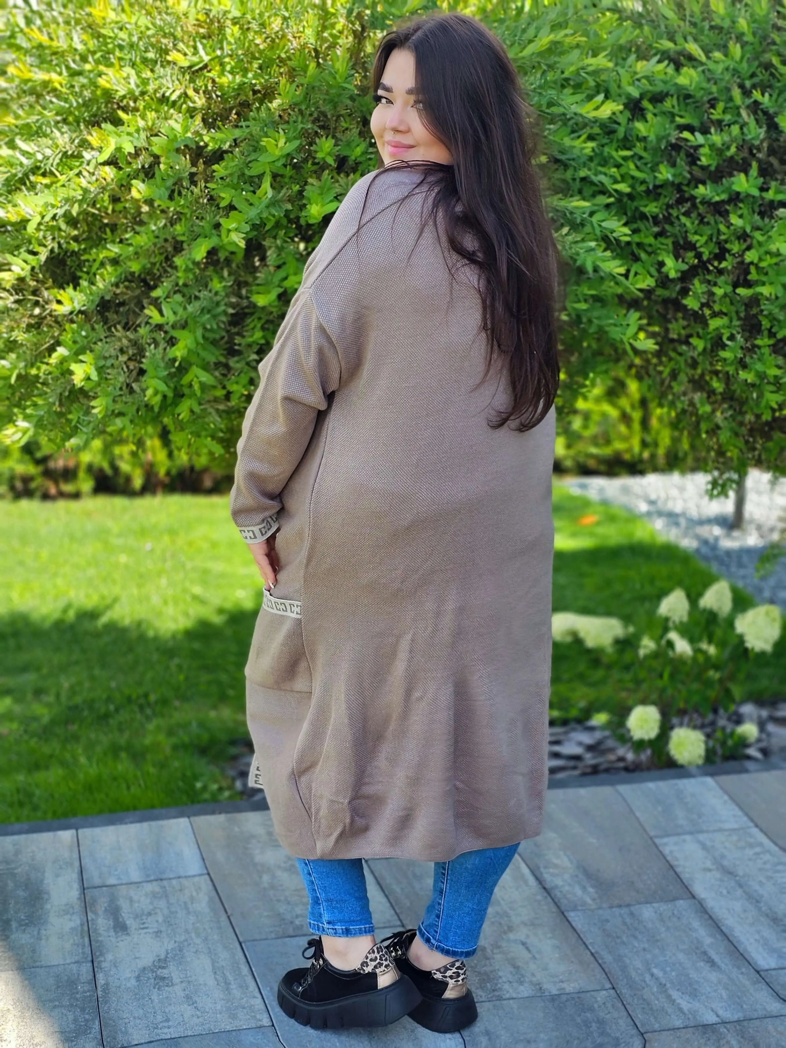 Kardigan z wstawką wzoru ,paseczek do przewiązania - jasny beż Stylowa XL