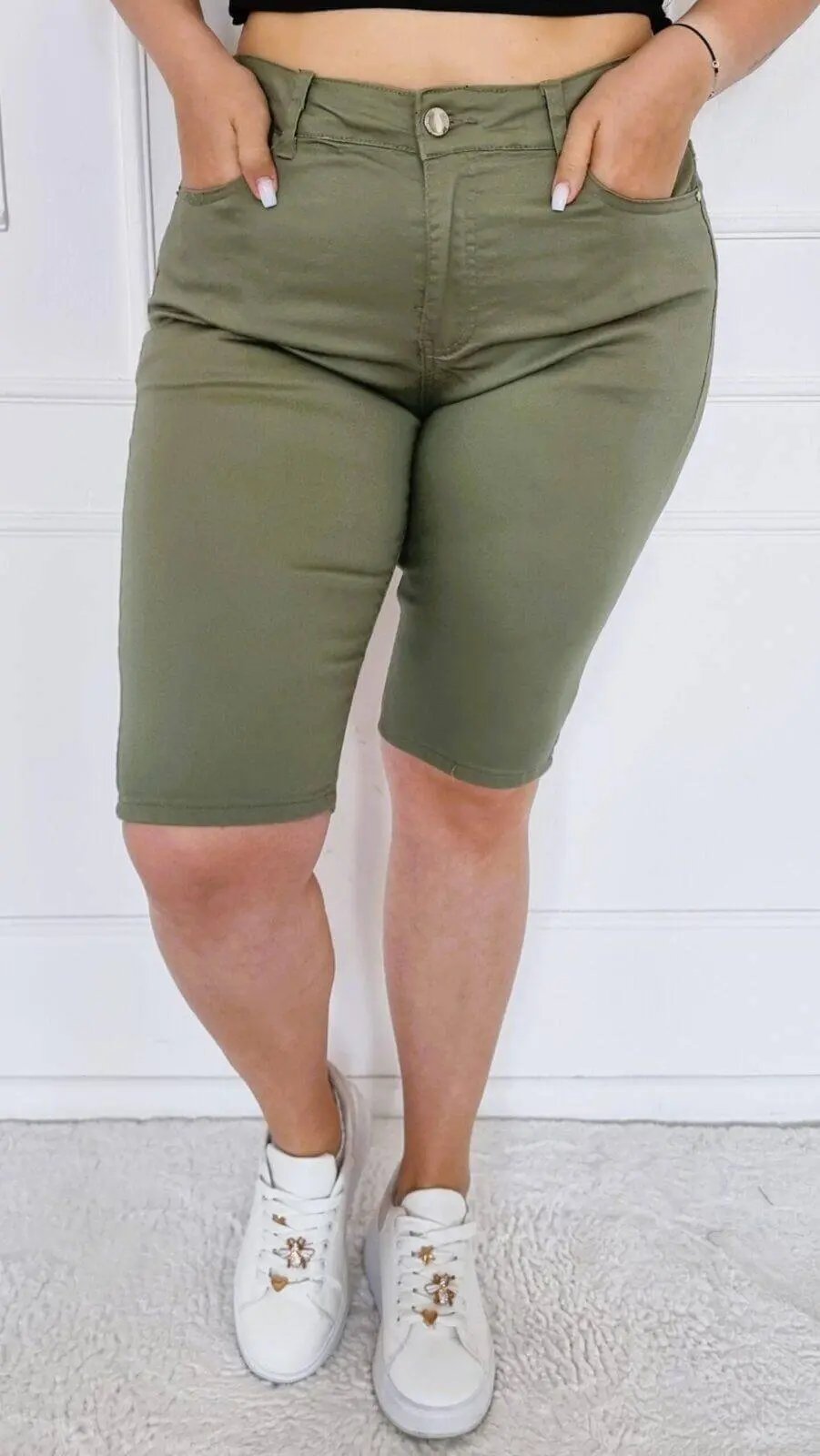 Khaki spodenki w rozmiarach 42 Stylowa XL