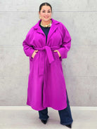 Klasyczny płaszcz damski – elegancja i styl w najlepszym wydaniu Plus Size Stylowa XL