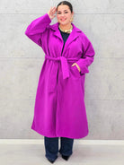 Klasyczny płaszcz damski – elegancja i styl w najlepszym wydaniu Plus Size Stylowa XL