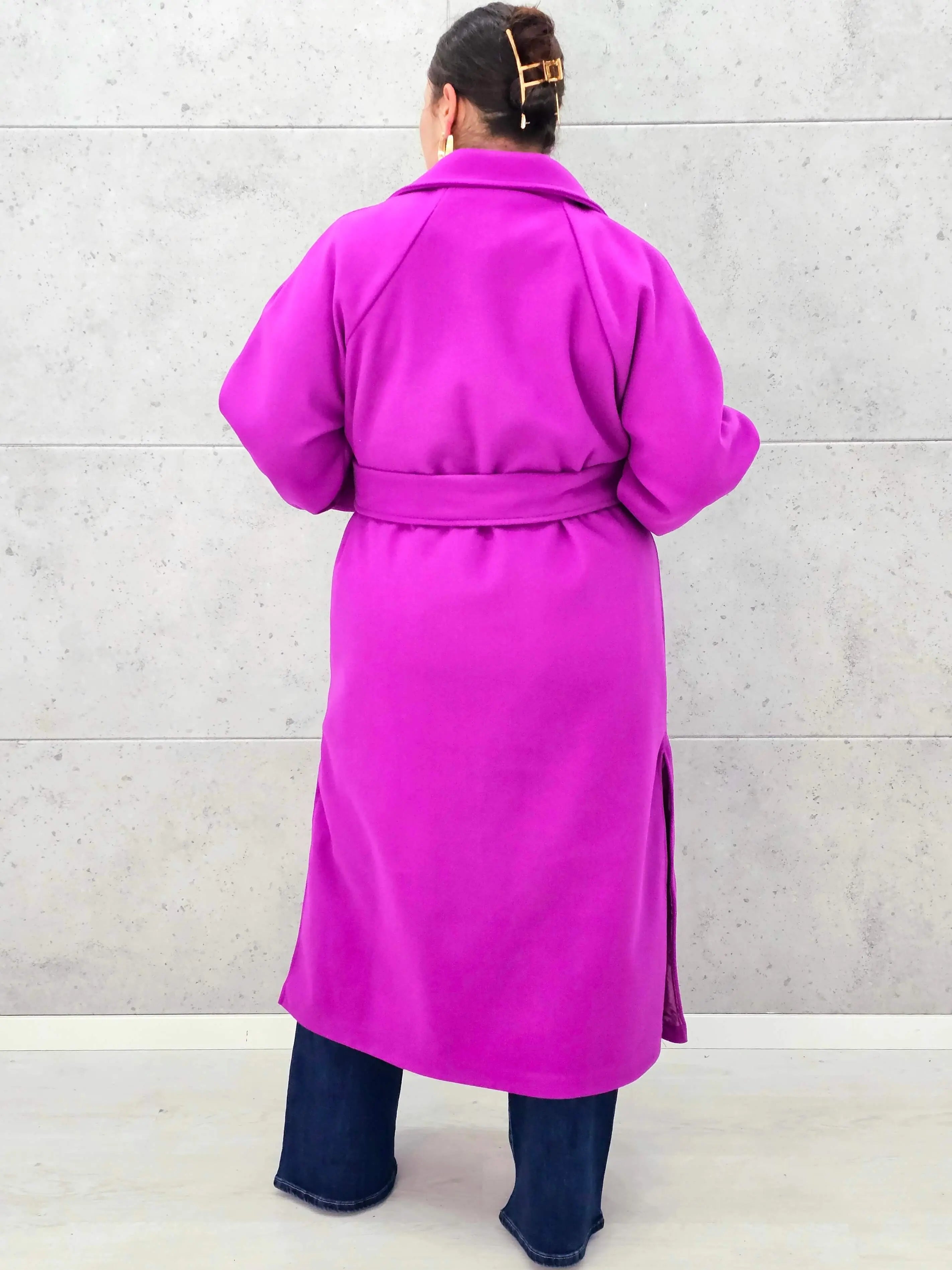 Klasyczny płaszcz damski – elegancja i styl w najlepszym wydaniu Plus Size Stylowa XL