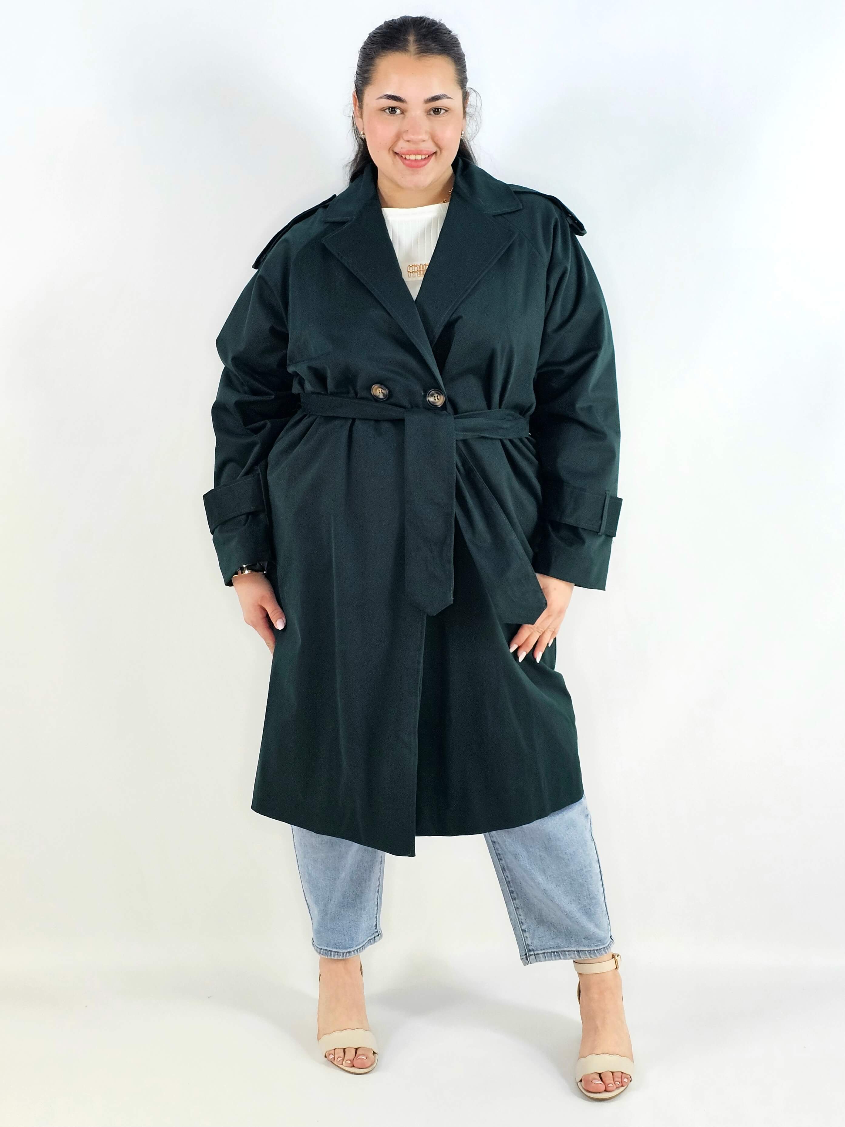 Klasyczny trencz – elegancki płaszcz dla każdej kobiety | Stylowa XL Stylowa XL