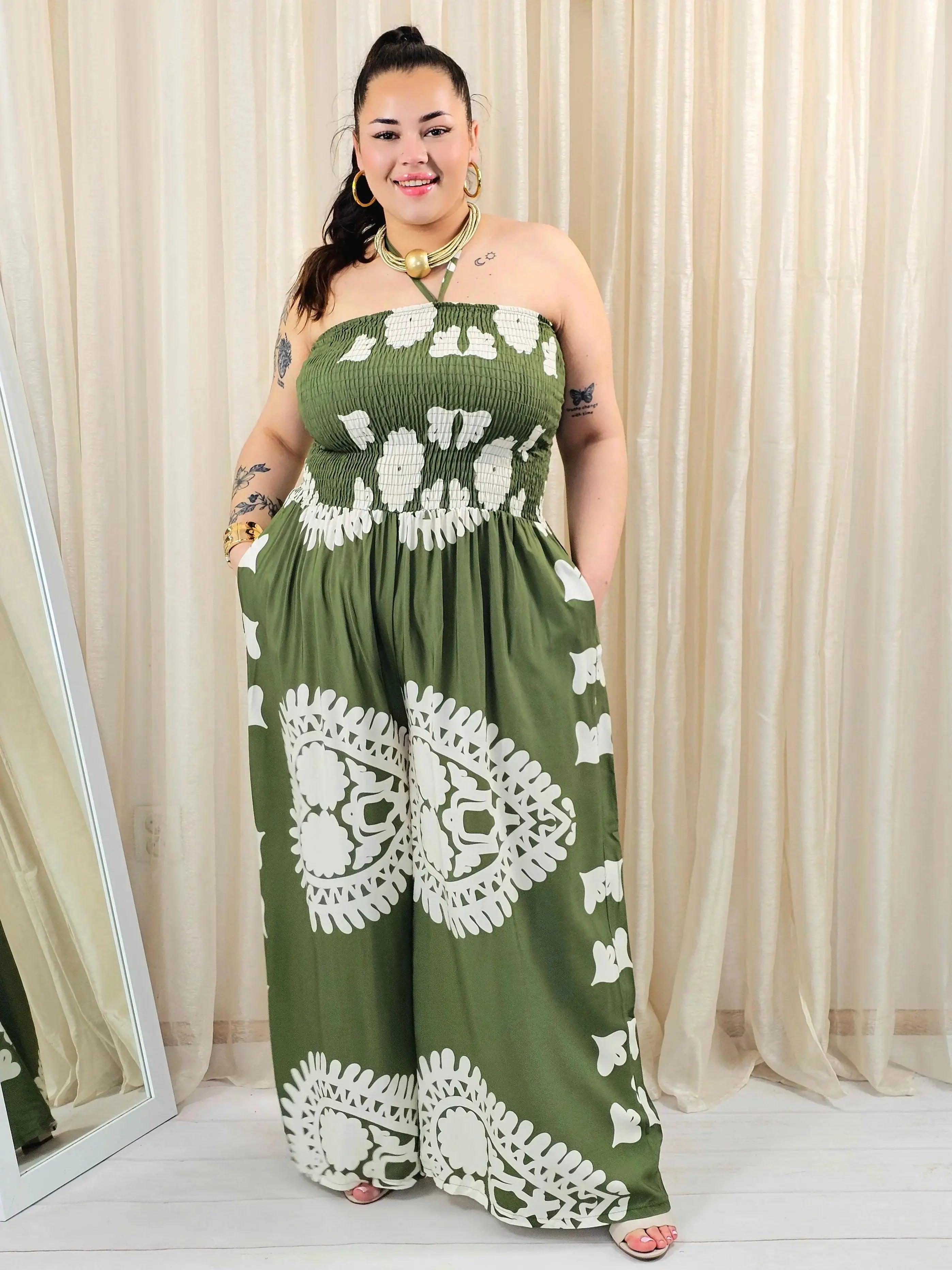 Kombinezon plus size bez ramiączek z efektownym wzorem Stylowa XL