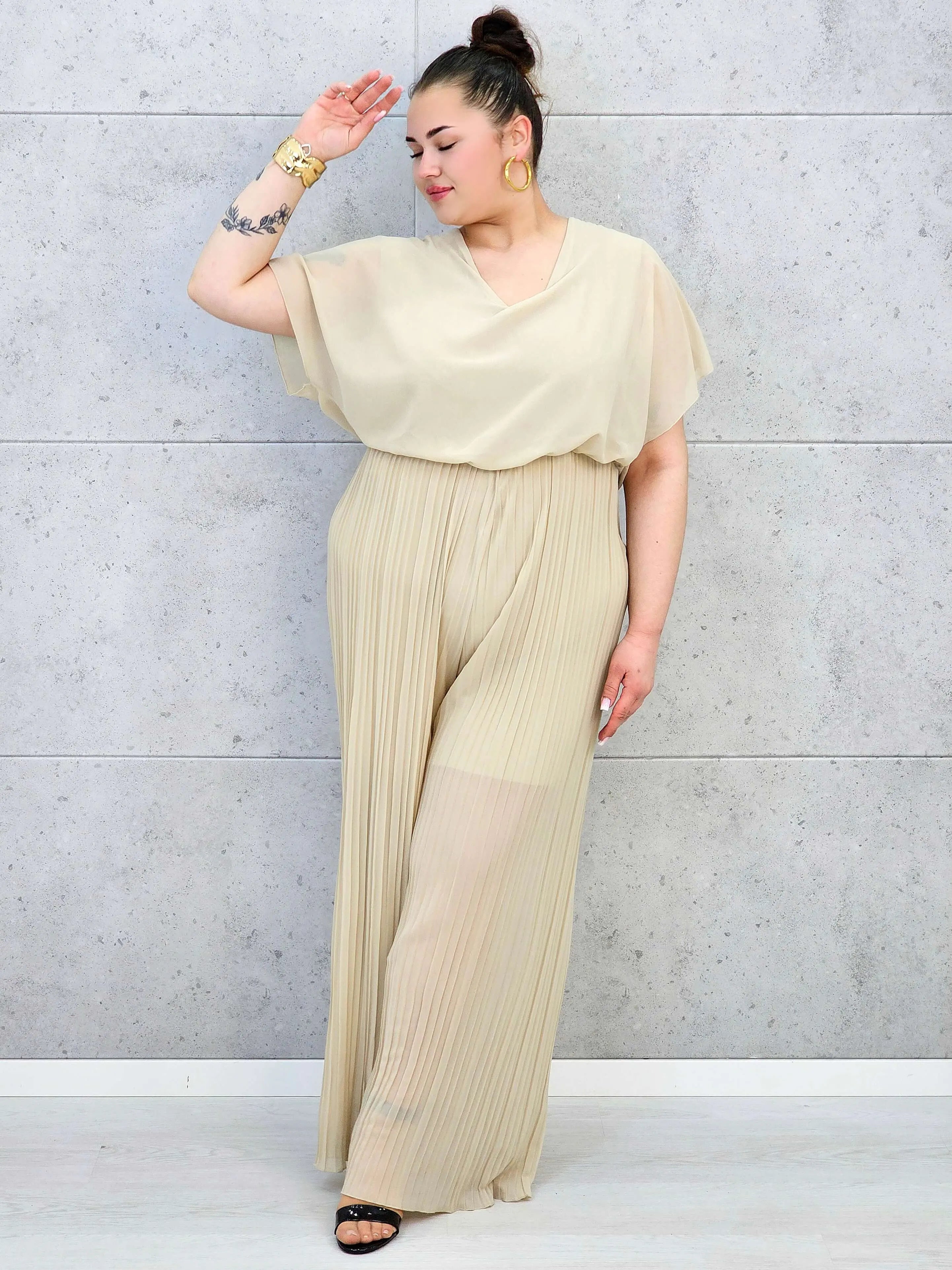 Kombinezon plus size – stylowa i wygodna propozycja dla sylwetki XXL Stylowa XL