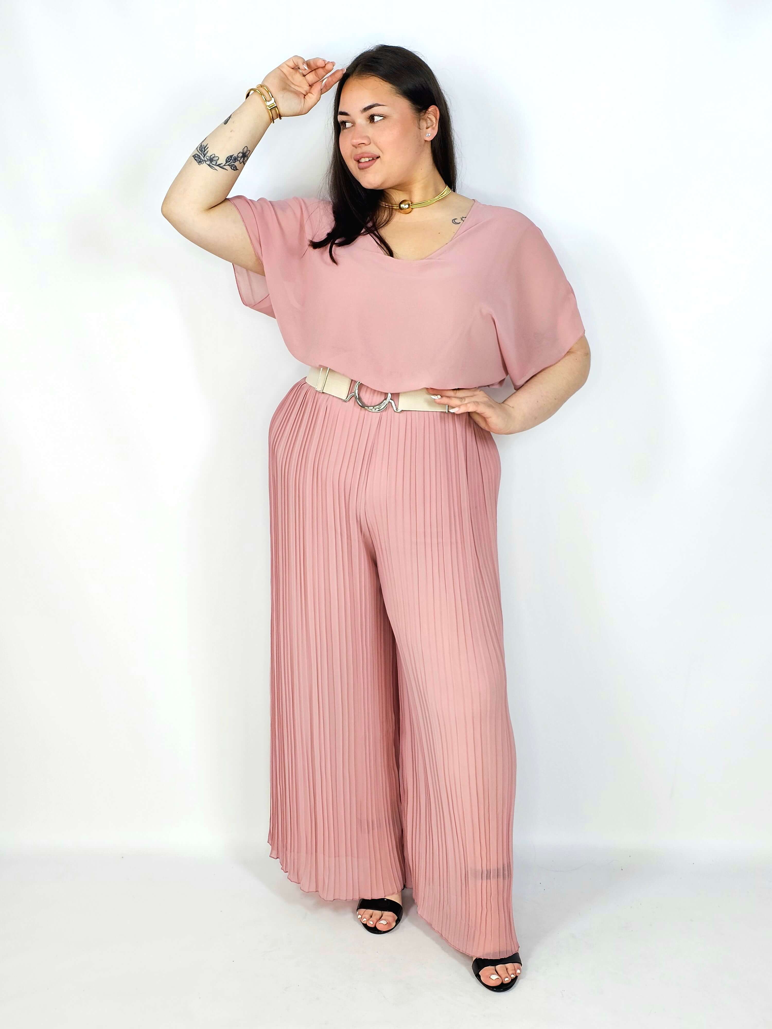 Kombinezon plus size – stylowa i wygodna propozycja dla sylwetki XXL Stylowa XL