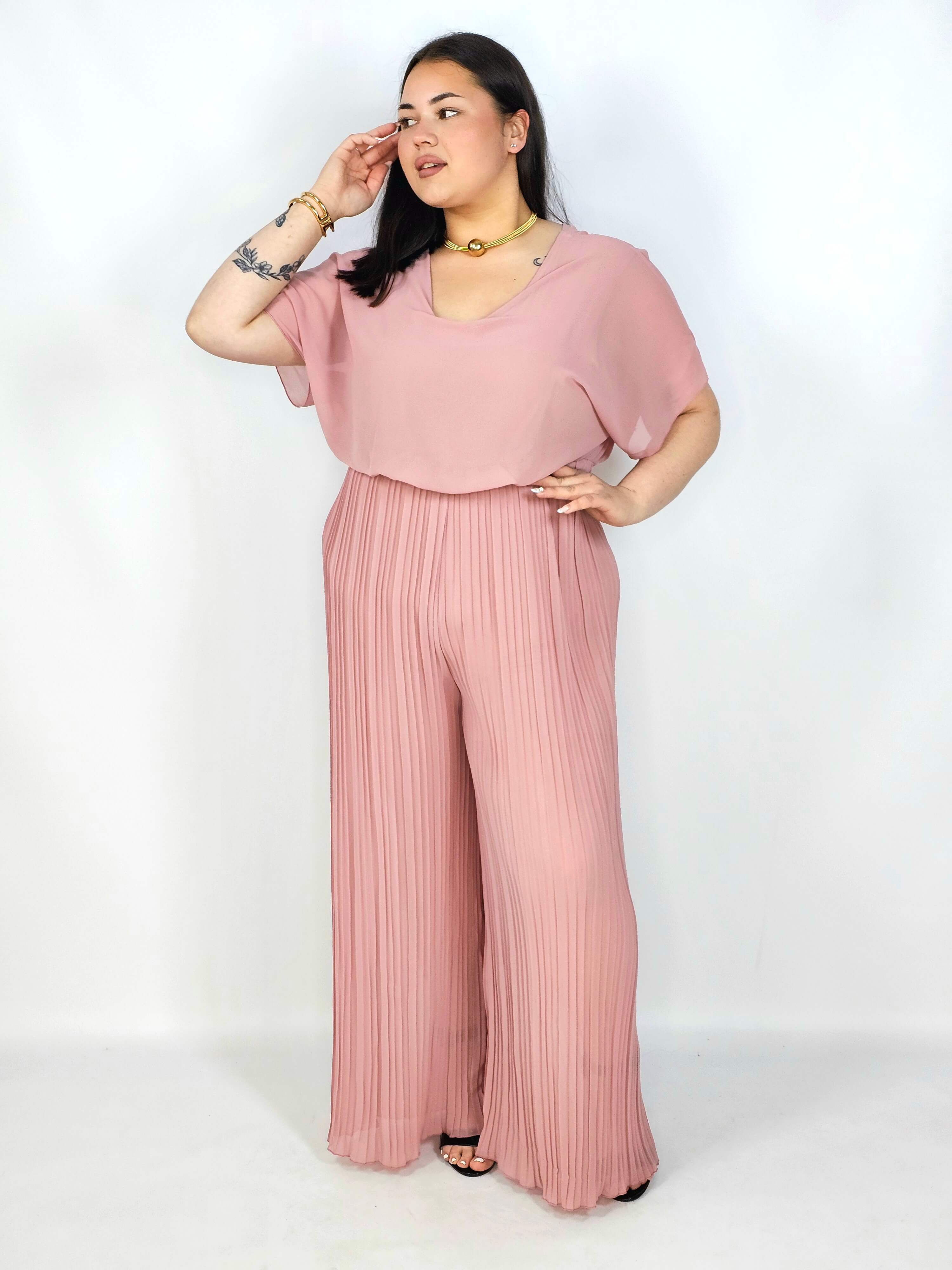 Kombinezon plus size – stylowa i wygodna propozycja dla sylwetki XXL Stylowa XL