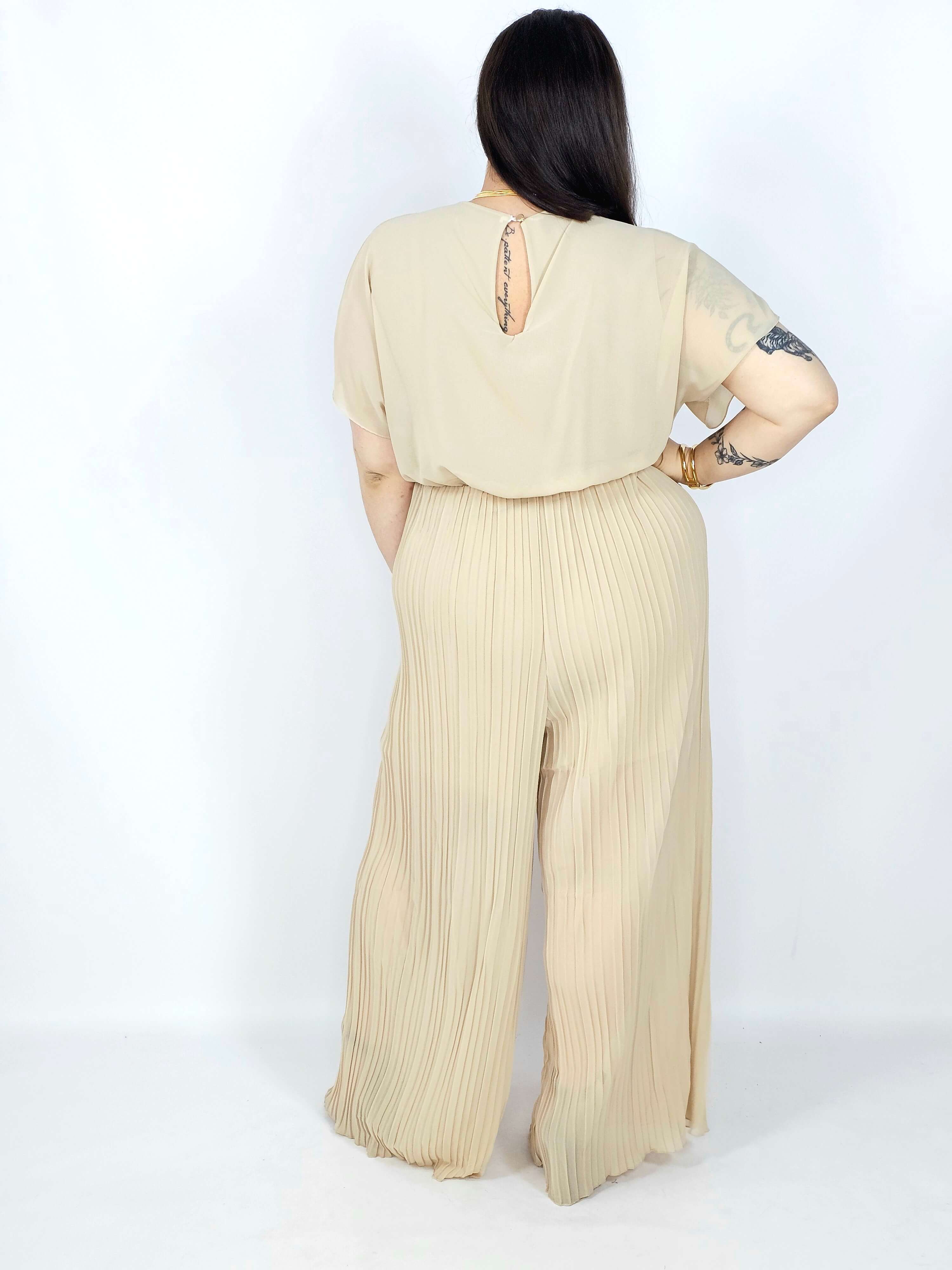 Kombinezon plus size – stylowa i wygodna propozycja dla sylwetki XXL Stylowa XL