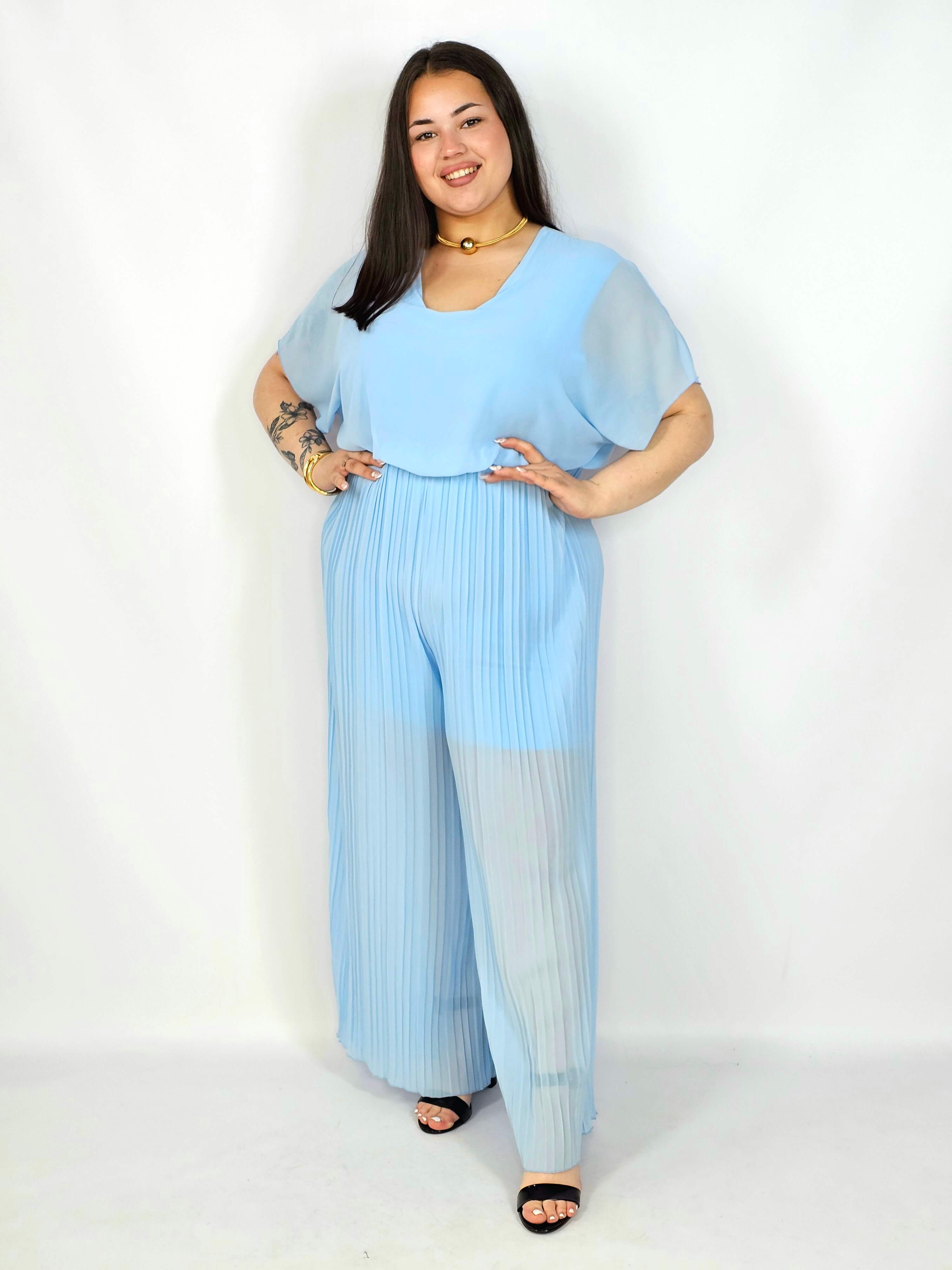Kombinezon plus size – stylowa i wygodna propozycja dla sylwetki XXL Stylowa XL