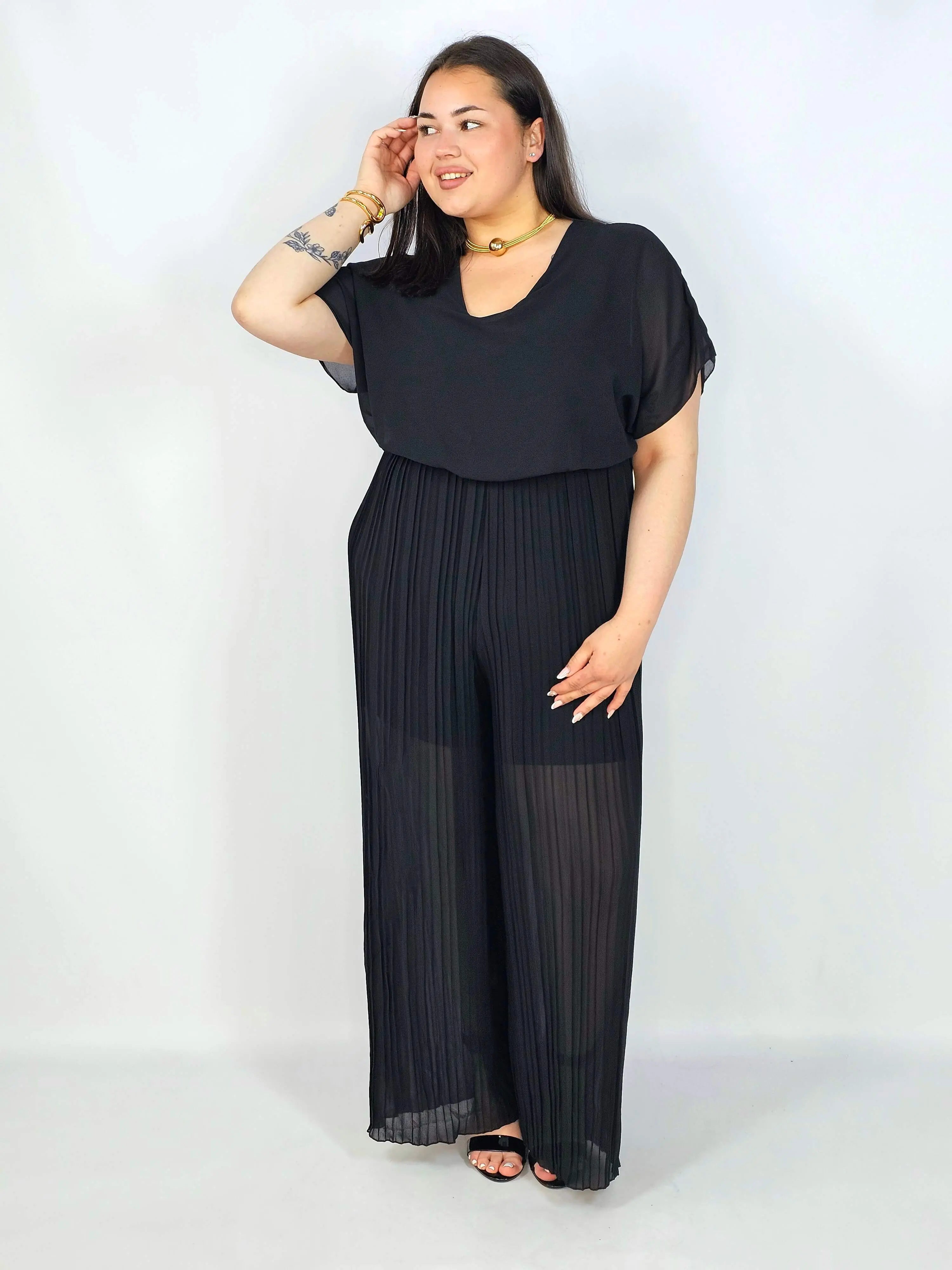 Kombinezon plus size – stylowa i wygodna propozycja dla sylwetki XXL Stylowa XL