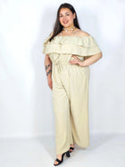 Kombinezon plus size –elegancki kombinezon z odkrytymi ramionami i szerokimi nogawkami Stylowa XL