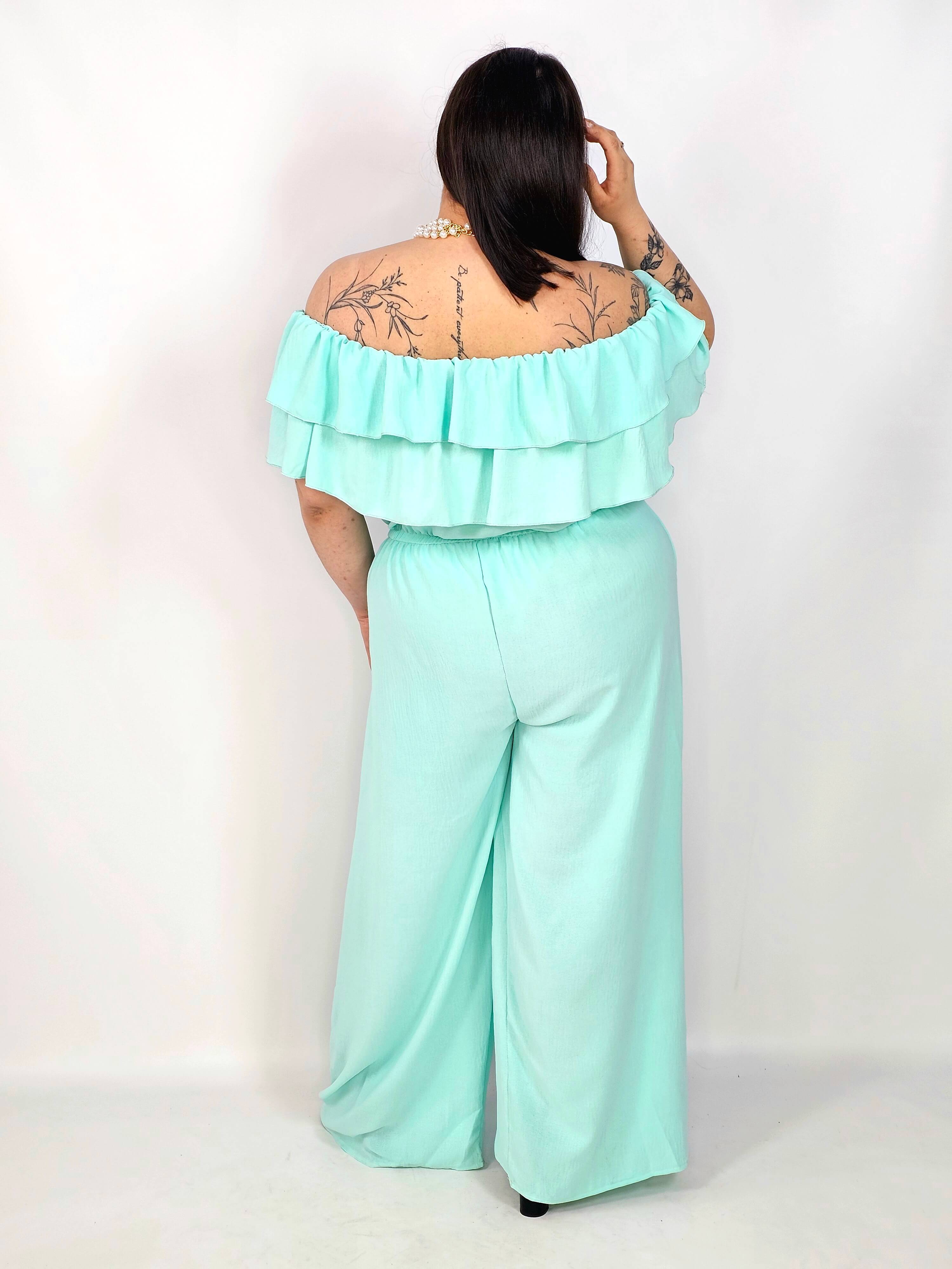 Kombinezon plus size –elegancki kombinezon z odkrytymi ramionami i szerokimi nogawkami Stylowa XL
