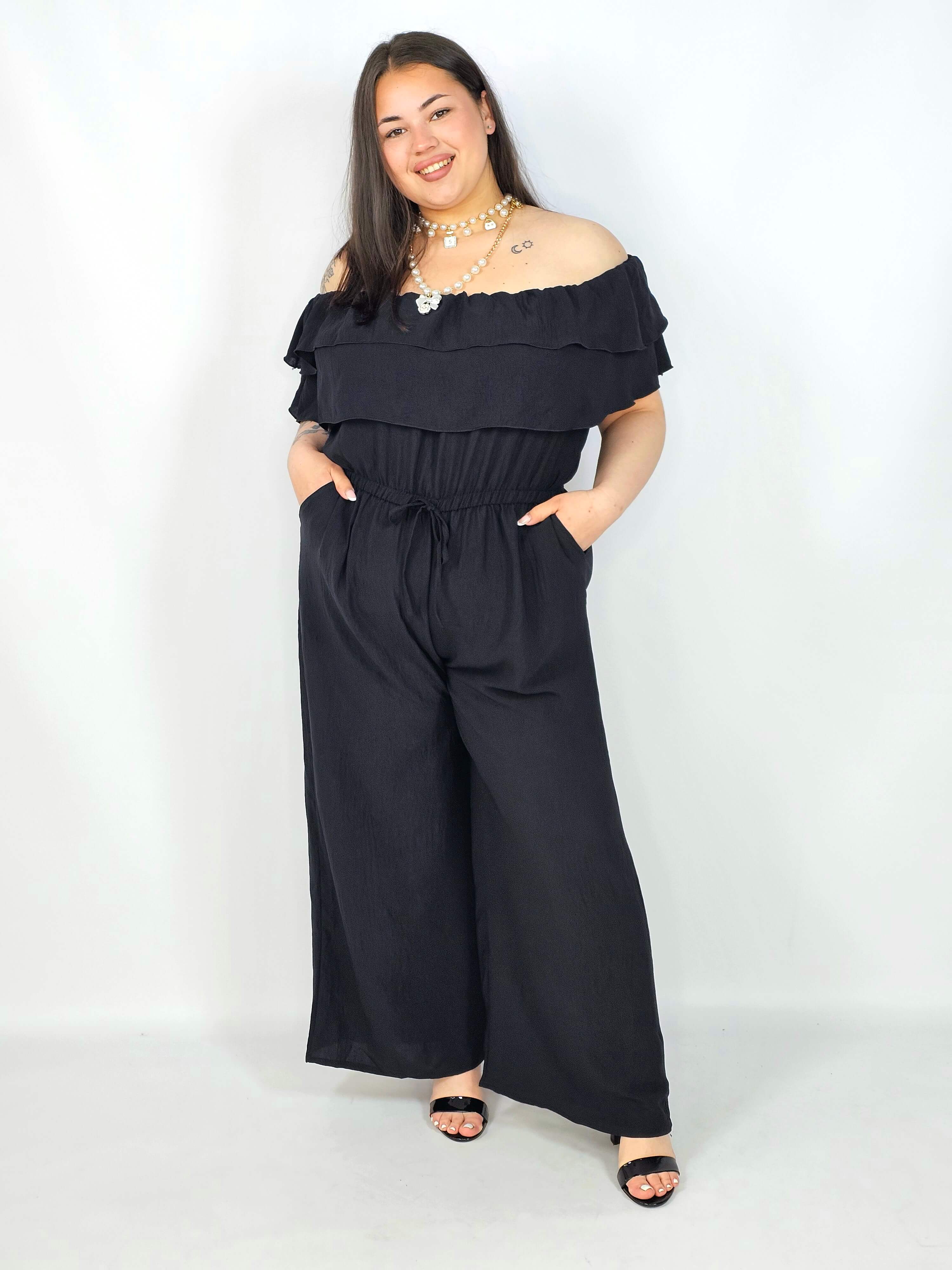 Kombinezon plus size –elegancki kombinezon z odkrytymi ramionami i szerokimi nogawkami Stylowa XL