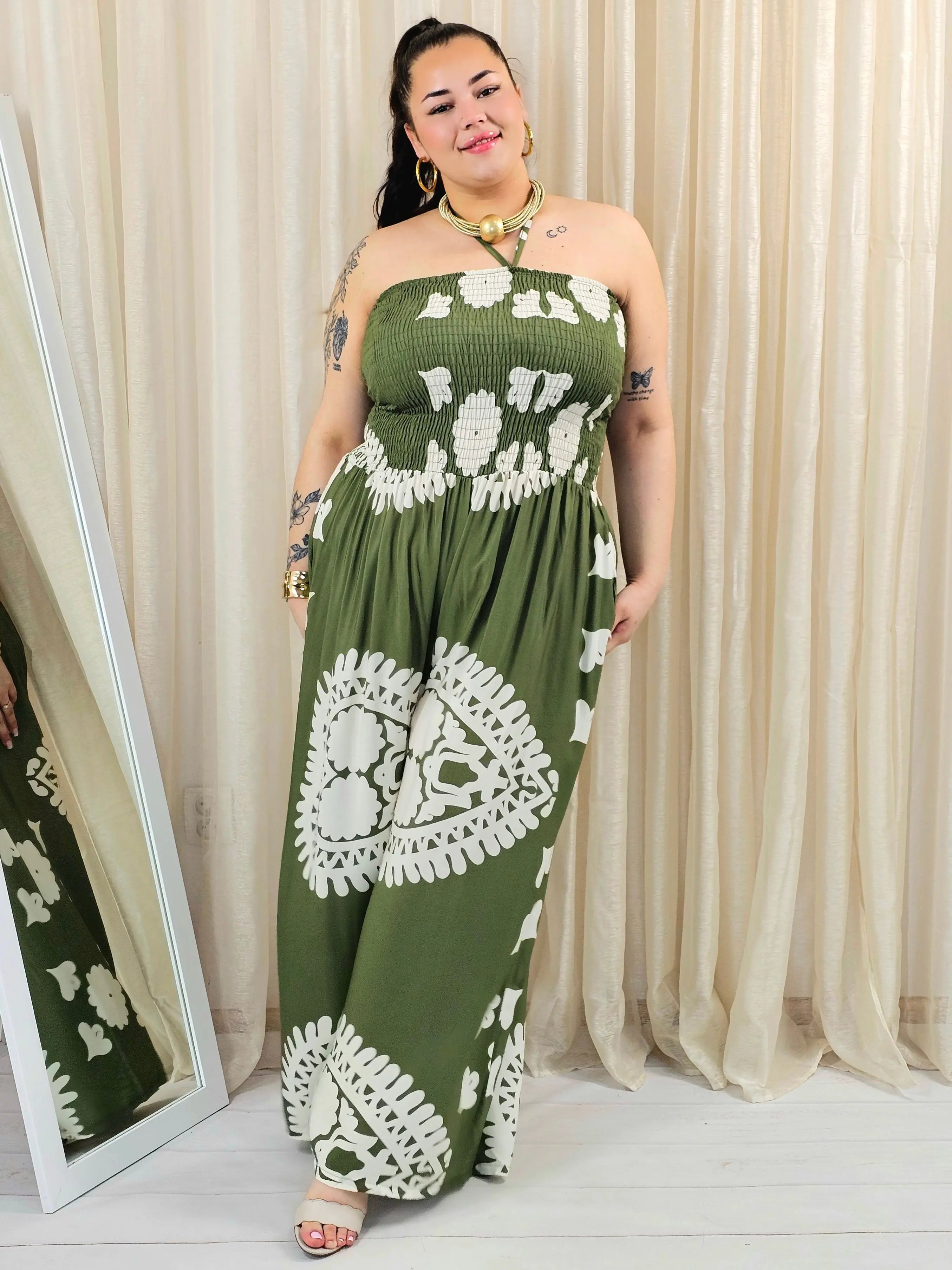 Kombinezon plus size bez ramiączek z efektownym wzorem Stylowa XL